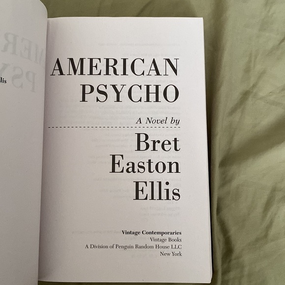 American Psycho by Bret Easton Ellis - Picture 2 of 5